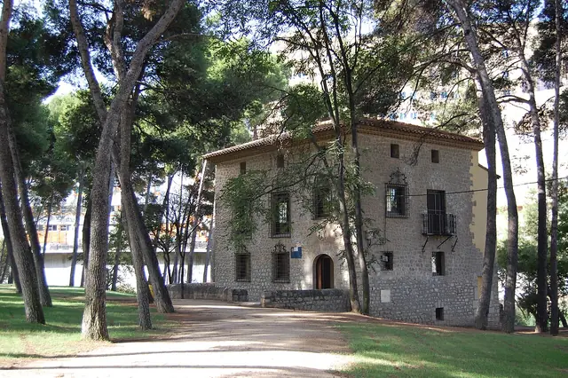 Sección de Cerámica del Museo de Zaragoza in Saragozza