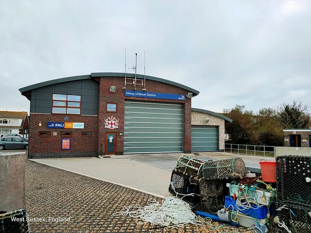 Selsey Lifeboat Station – Photo 2 of 7