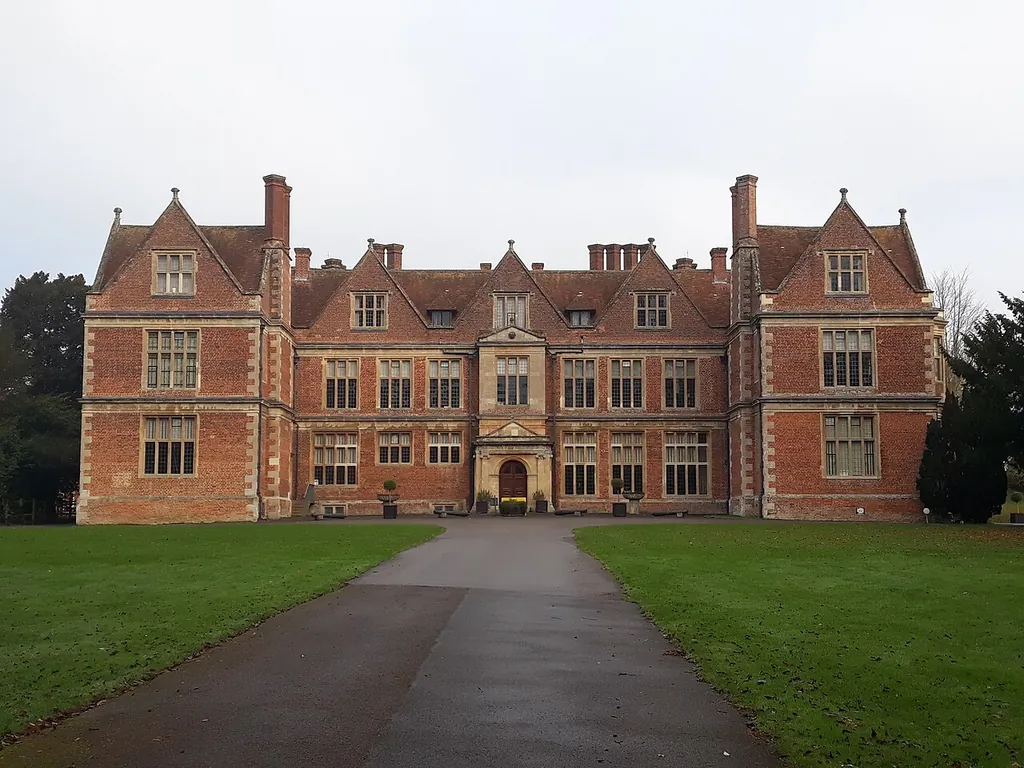 Shaw House in Newbury