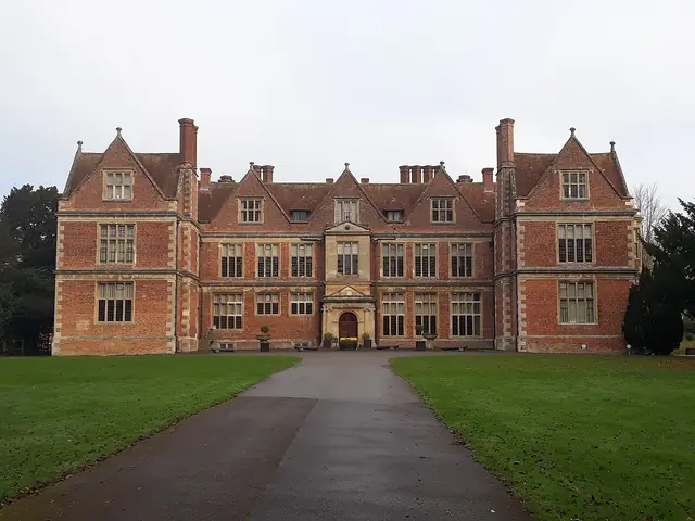 Shaw House in Newbury