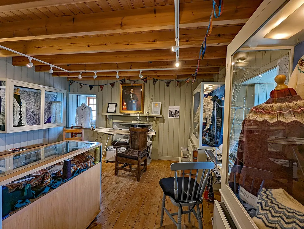 Shetland Textile Museum in Lerwick – Photo 2 of 3
