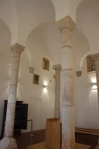 Sinagoga de Tomar – Museu Luso-Hebraico Abraão Zacuto – Foto 5 de 10