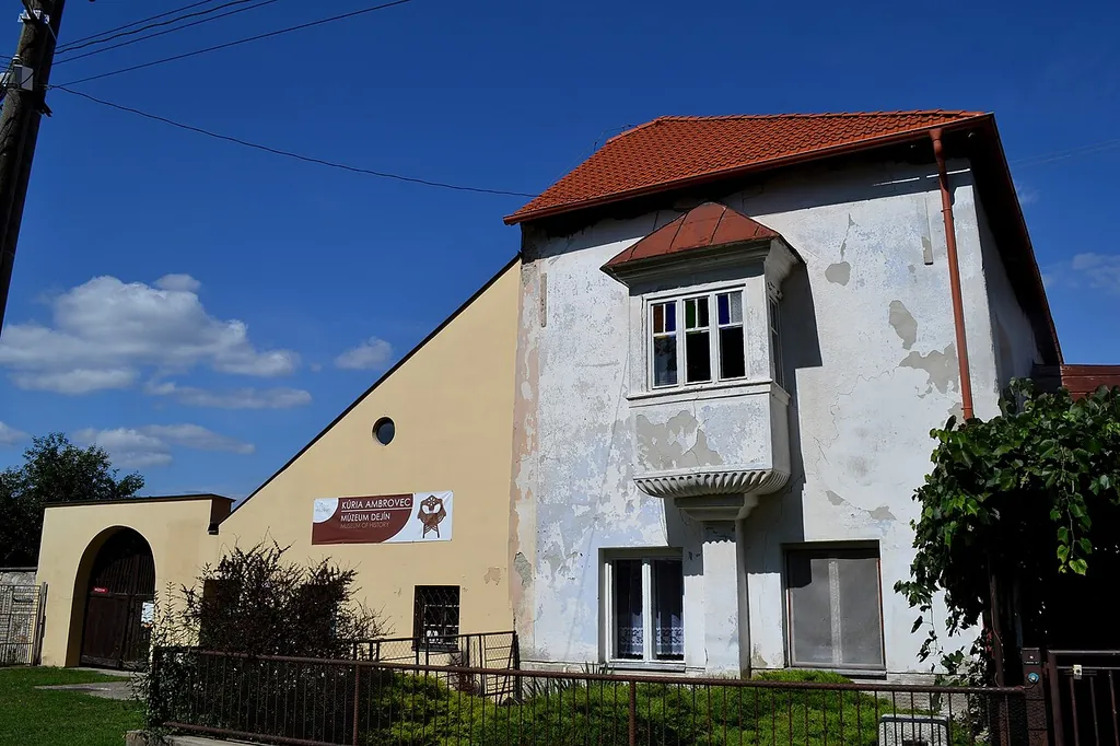 Šľachtické sídlo rodu Ambro in Beckov