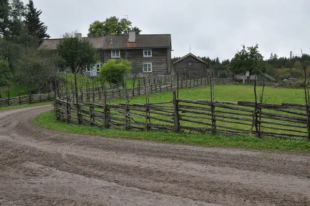 Smedstorps dubbelgård in Österbymo