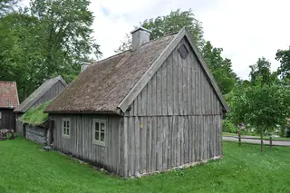Ebbaredsstugan och hembygdsmuseet in Laholm