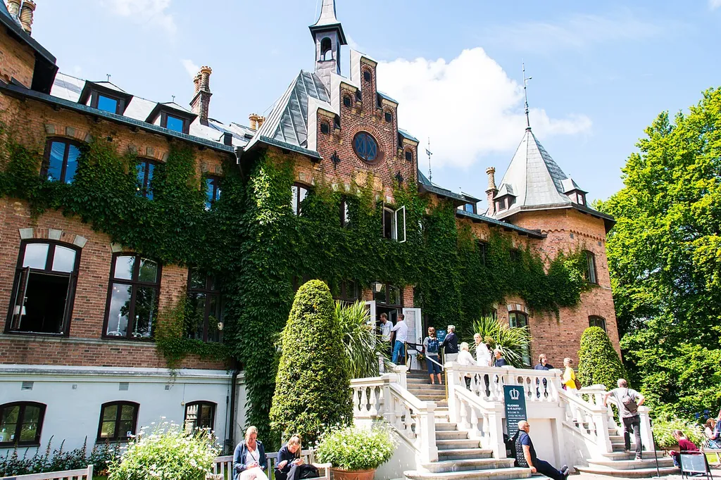 Sofiero slott och slottsträdgård in Helsingborg – Bild 2 av 9