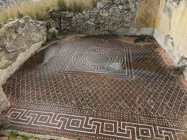 Area archeologica di Solunto in Santa Flavia – Photo 2 of 5