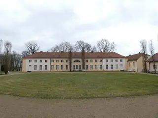 Schloss Paretz in Ketzin/Havel – Photo 2 of 4