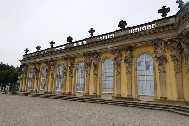 Schloss Sanssouci in Potsdam – Photo 2 of 3