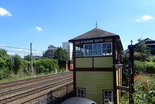 St Albans South Signal Box – Photo 1 of 4