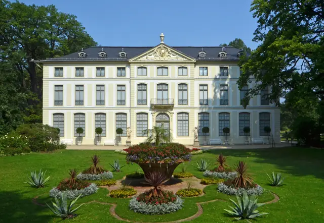 Staatliche Bücher- und Kupferstichsammlung Greiz (Sommerpalais)