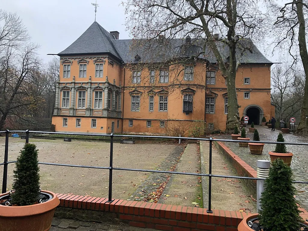 Städtisches Museum Schloss Rheydt in Mönchengladbach