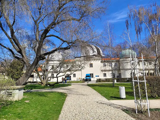 Štefánikova hvězdárna in Praga