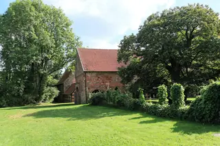 Stiftsmuseum und alte Zisterzienserinnen-Kirche in Berge – Photo 2 of 2