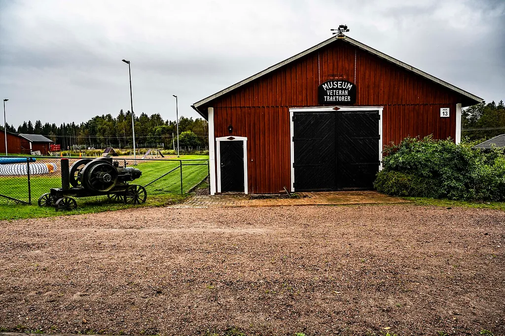 Stora Segerstads veterantraktormuseum in Reftele