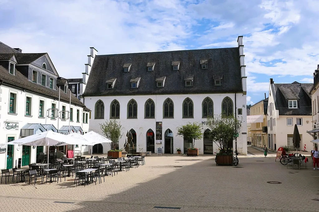 Wikimedia Commons Language Südsauerlandmuseum – Opening Hours, Tickets & Photos