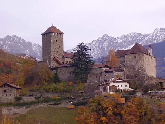 Südtiroler Landesmuseum für Kultur- und Landesgeschichte Schloss Tirol in Tirolo