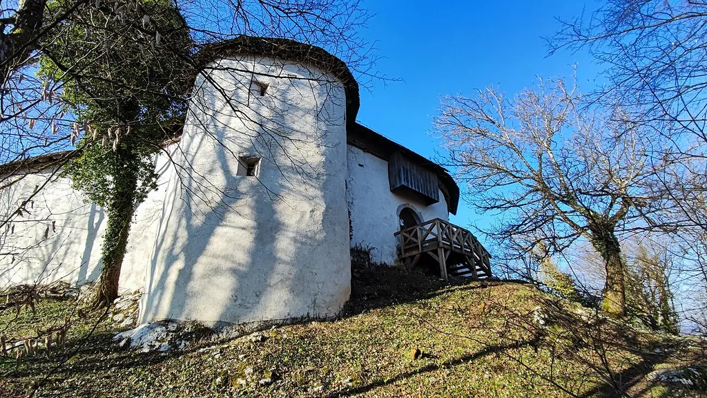 Tabor nad Cerovim in Velike Lipljene – Photo 6 of 6