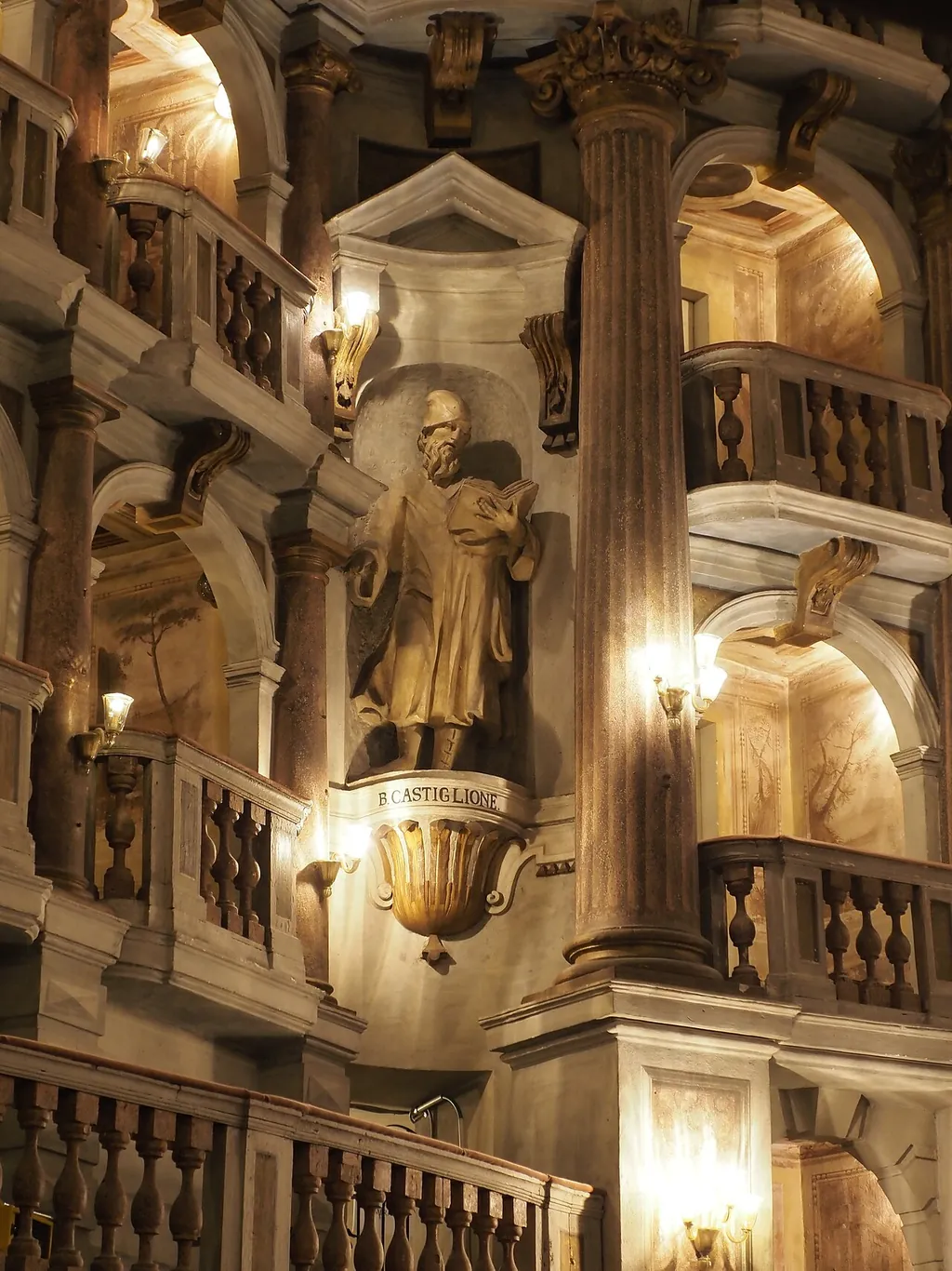Teatro Scientifico del Bibiena in Mantua – Photo 4 of 4