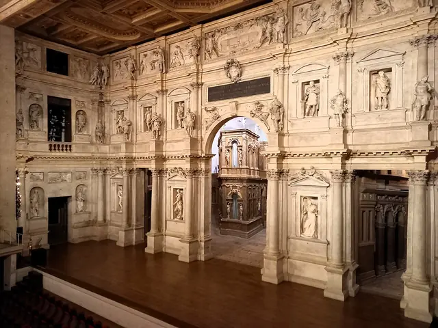 Teatro Olimpico in Vicenza – Bild 4 von 10