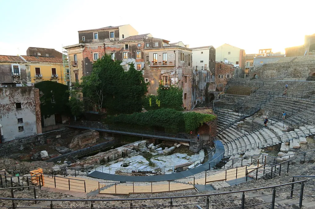 Teatro antico e Odeon in Catania – Bild 2 von 8