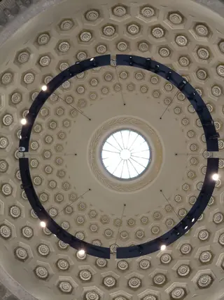 Tempio Voltiano in Como – Bild 7 von 10