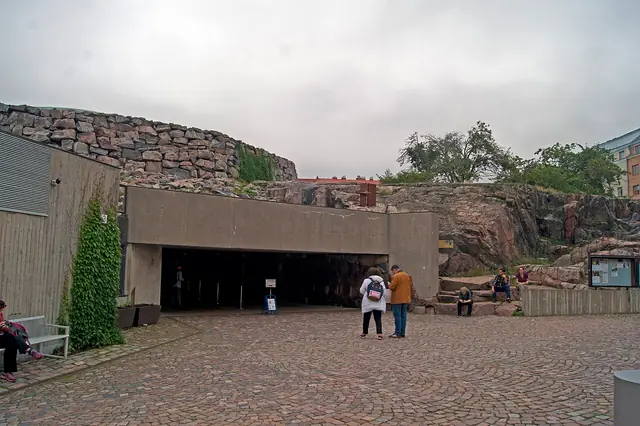 Temppeliaukion kirkko in Helsinki – Kuva 3/9