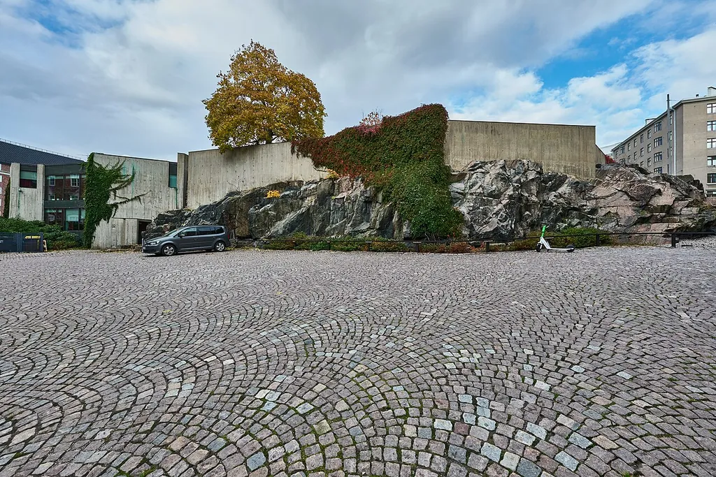 Temppeliaukion kirkko in Helsinki – Kuva 9/9