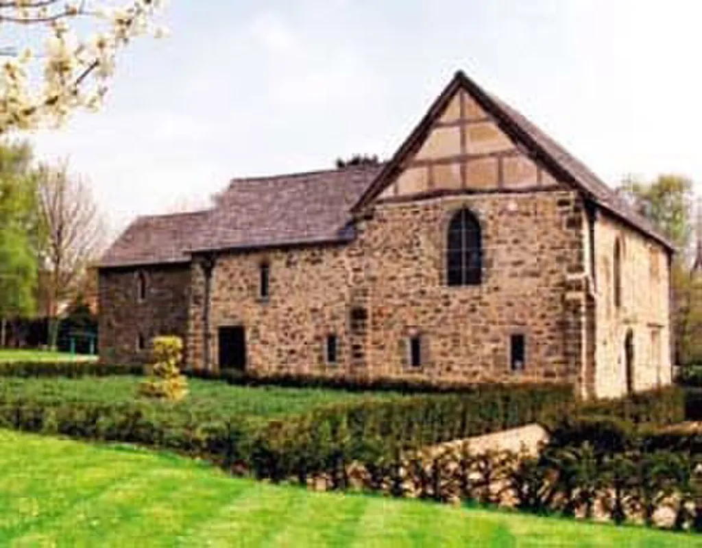 1620s House and Garden in Coalville