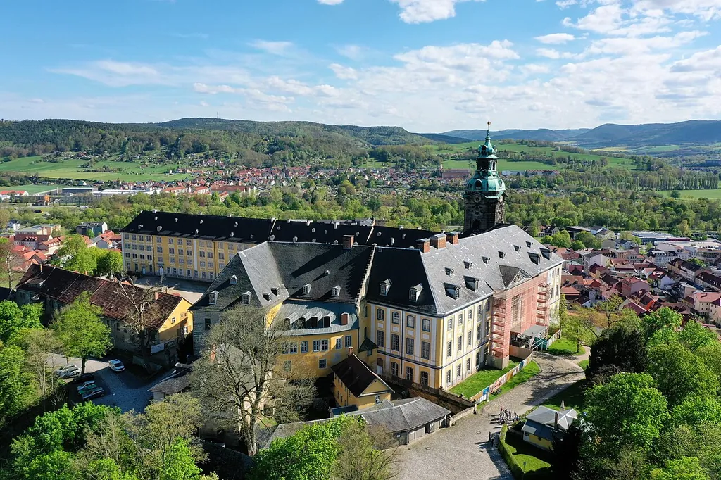 Thüringer Landesmuseum Heidecksburg in Rudolstadt – Photo 2 of 3