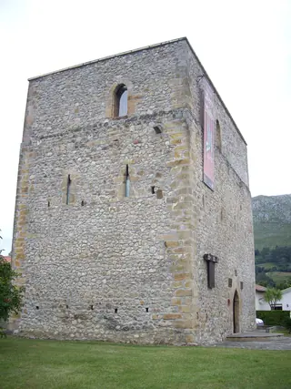 Torre de Pero Niño in San Felices de Buelna