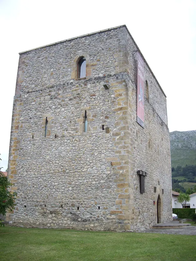 Torre de Pero Niño in San Felices de Buelna