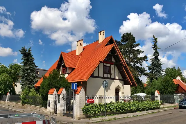 Trmalova vila – Kotěrovo centrum in Praga