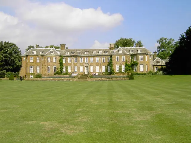 Upton House and Gardens in Banbury
