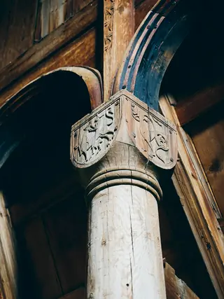 Urnes stavkyrkje in Ornes – Bilde 5 av 8