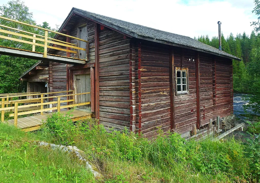 Utanheds kvarn och såg in Nås