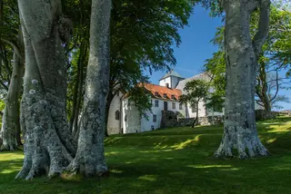 Utstein kloster in Mosterøy – Bilde 1 av 4