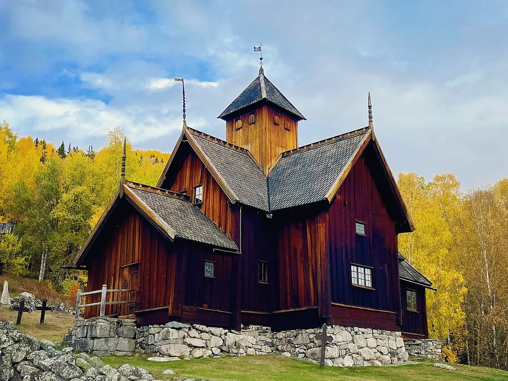 Uvdal stavkirke – Bilde 2 av 9