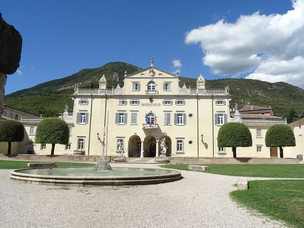 Museo Civico di Villa Carlotti in Caprino Veronese