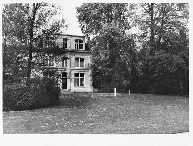 Villa De Bank in Enschede