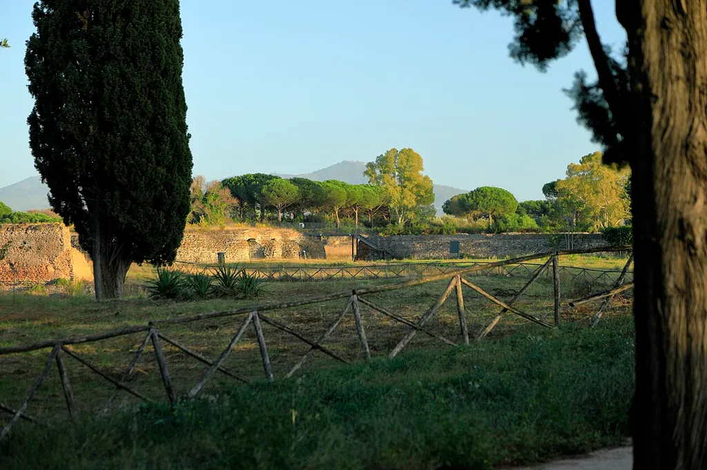 Villa dei Quintili e Santa Maria Nova in Roma – Foto 6 di 7