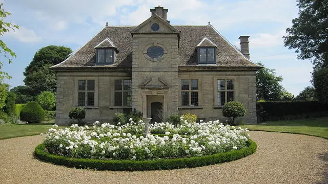 Willoughby Memorial Gallery in Corby Glen