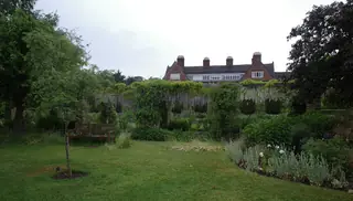 Winterbourne House and Garden in Birmingham – Photo 4 of 5