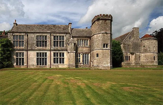 Wolfeton House in Dorchester