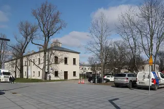 Muzeum X Pawilonu Cytadeli Warszawskiej in Warschau – Bild 2 von 3