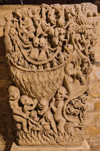 York Minster Undercroft – Photo 3 of 6