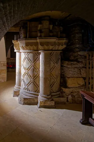 York Minster Undercroft – Photo 4 of 6