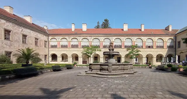 Zámek Častolovice