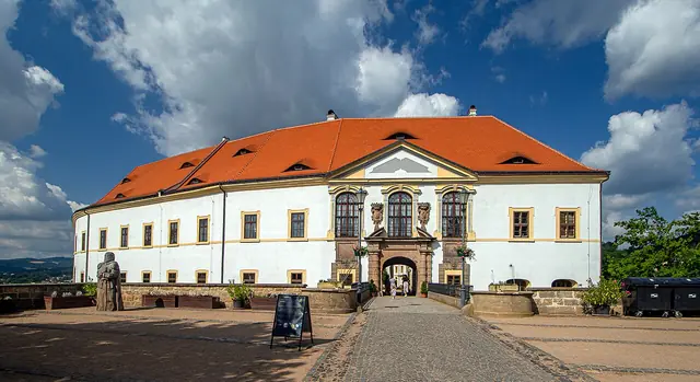 Zámek Děčín