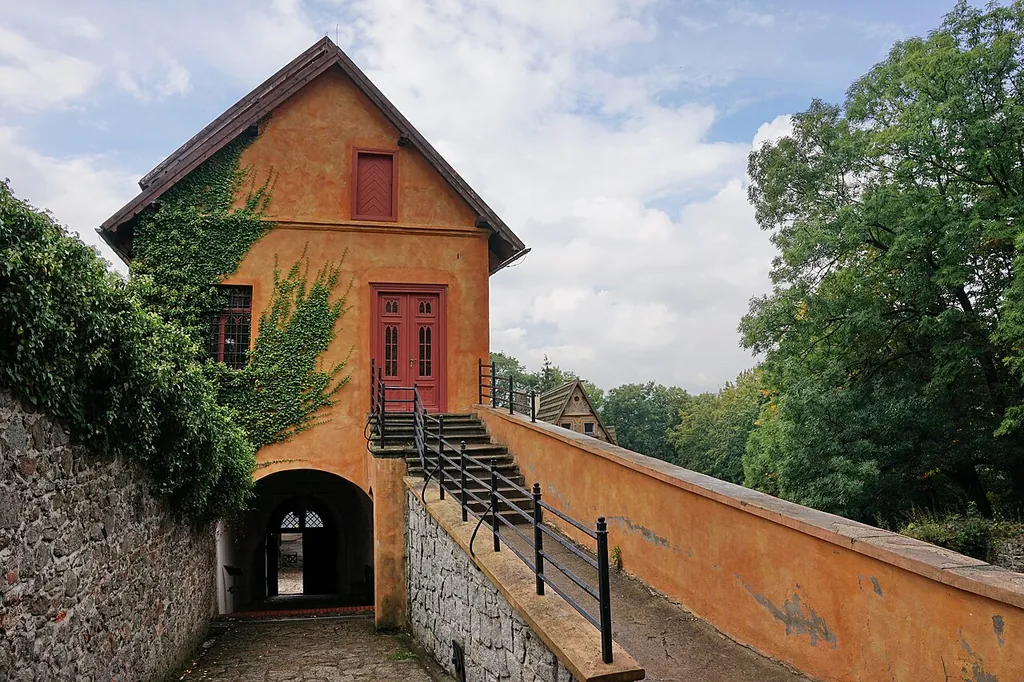 Zamek Grodno in Zagórze Śląskie – Photo 5 of 8